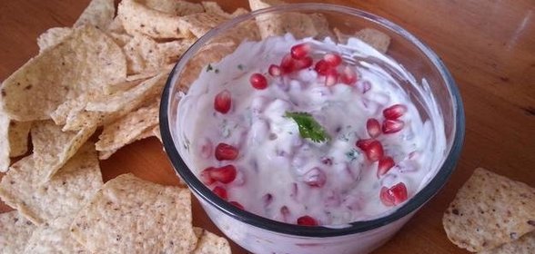 Соус из рикотты, граната и мяты