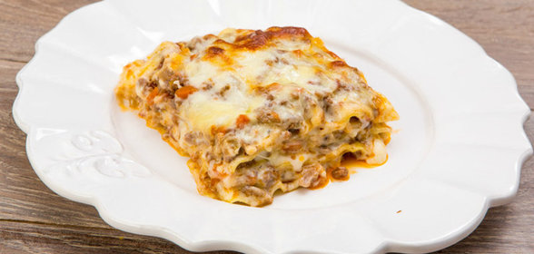 Лазанья с соусом бешамель