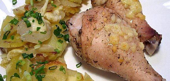 Куриные ножки с картофелем