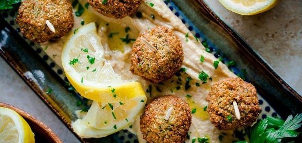 Фалафель с хумусом