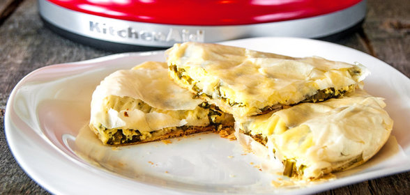 Спанакопита с творогом и черемшой