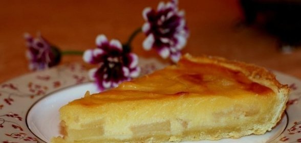 Перевернутый пирог с айвой