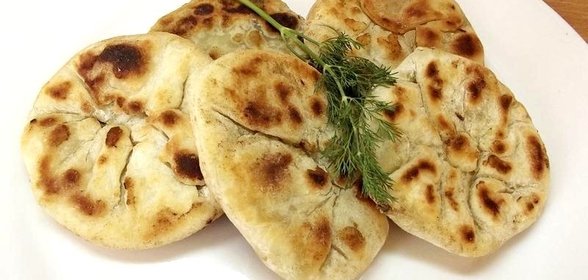Адыгейские лепешки с зеленью