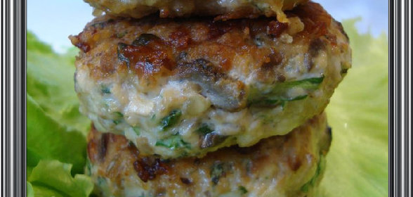 Салат из капусты с солеными огурцами