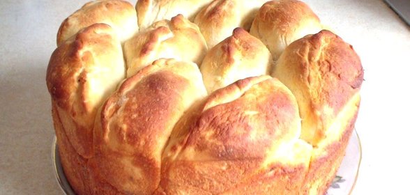 Пирог из пирожков с маком и медом