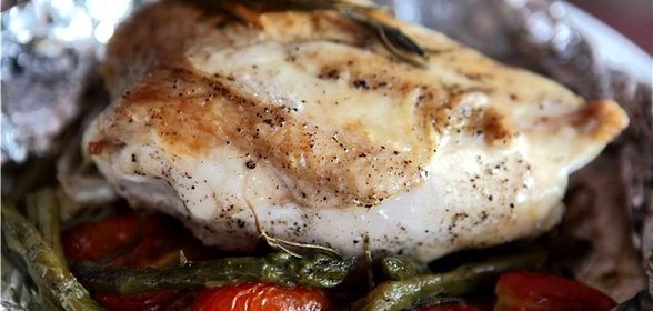 Куриная грудка, запеченная в сметане