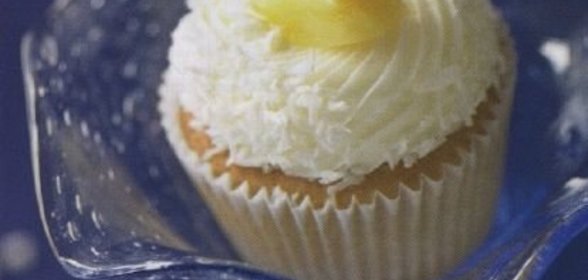 Кокосовые маффины с ананасом