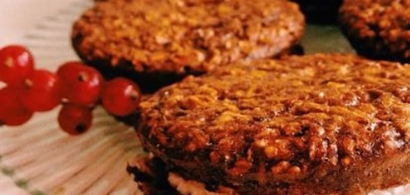 Воздушный пирог из чернослива