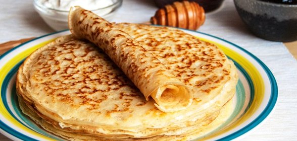 Дрожжевые кружевные блины