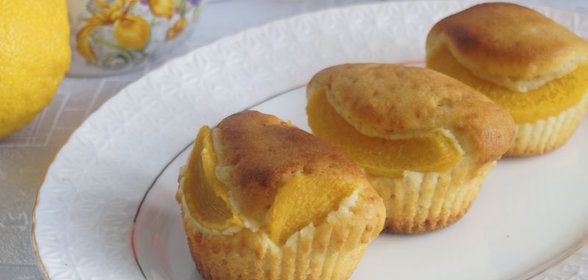 Творожные кексы с персиками