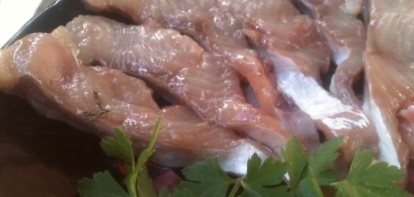 Рулет песочный с орехами