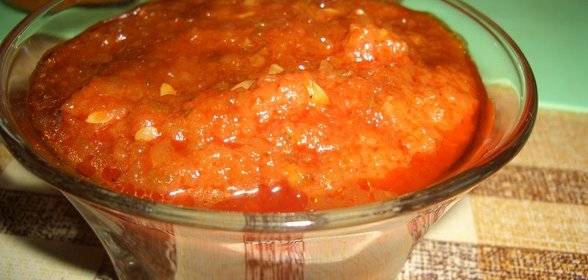 Кабачковая икра с чесноком