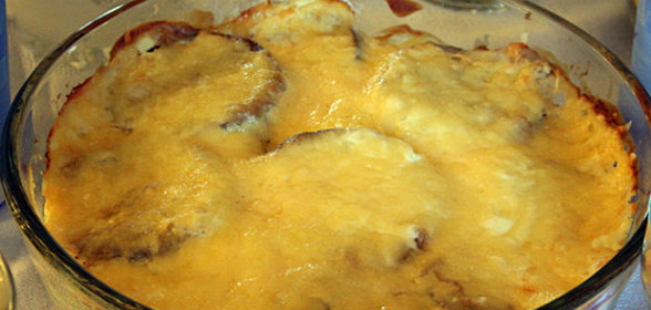 Пикантные баклажаны с сыром