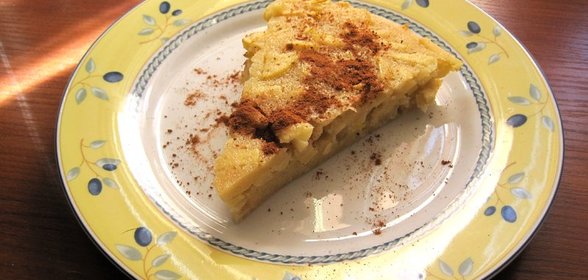 Манник с яблоками