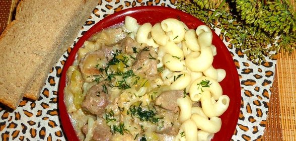 Гуляш из свинины