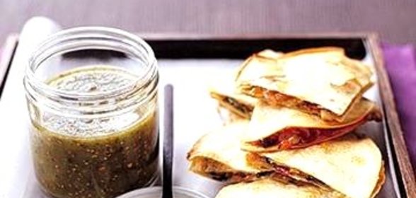 Лепешки со шпинатом и грибами