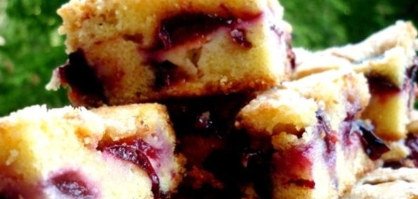 Простой сливовый пирог