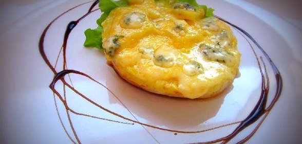Курица с ананасом под сырной корочкой