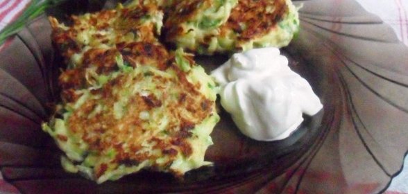 Mücver - турецкие кабачковые оладьи