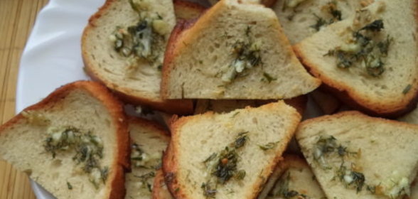 Гренки с чесноком