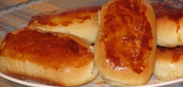 Пирожки с картошкой из дрожжевого теста в духовке