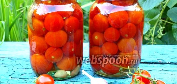 Консервированные помидоры черри с петрушкой