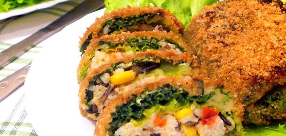Капустный шницель фаршированный рисом с овощами