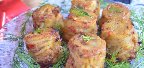 Картофельные мини-кугели с кальмарами