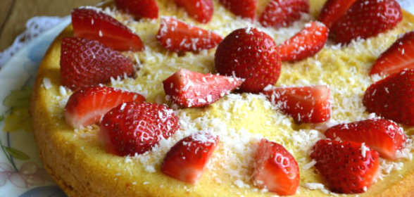 Пирог с клубникой (в мультиварке)
