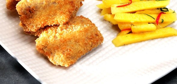 Куриные крылья с соленым манго