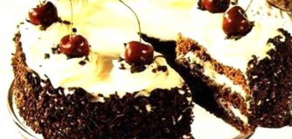 Торт «Черный лес» с черешней