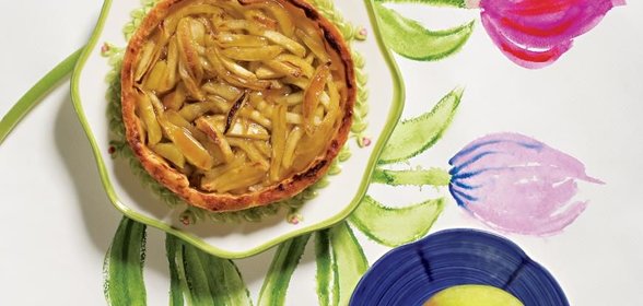 Тарталетки с яблоками и медом