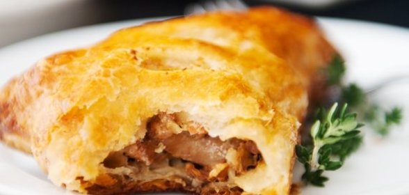 Пирог с лисичками и беконом