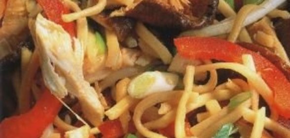 Закусочные бутерброды с яйцом и икрой