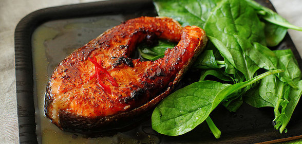 Острый лосось с апельсиновым соусом за 30 минут