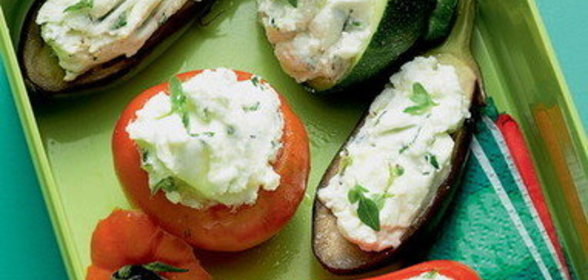 Овощи, фаршированные сыром