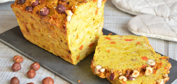 Кекс с чечевицей, морковью и фундуком