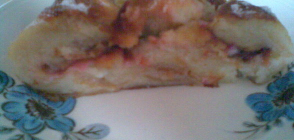 Шарлотка со сливой ТРИ КОРОЧКИ ХЛЕБА