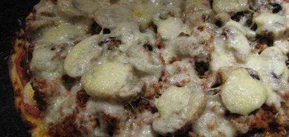 Пицца с мясным фаршем