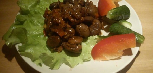 Бобы Фава в томатном соусе