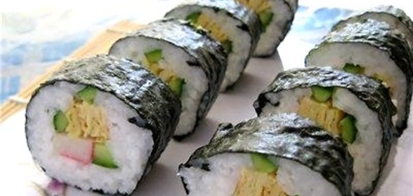 Роллы с японским омлетом Тамаго-яки