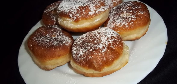 Пончики медовые на сметане