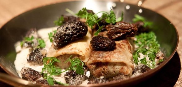 Блины со сморчками от Ильи Захарова