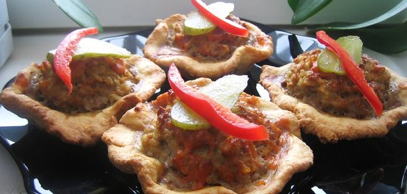 Мясные тефтели в картофельном тесте (вариант подачи тефтелей)