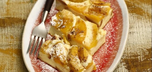 Запеченные гренки с персиками