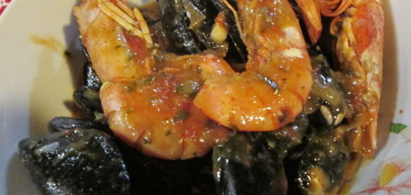 Гамбургеры с мясом, грибами и сыром