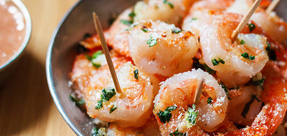 Креветки с соусом из манго