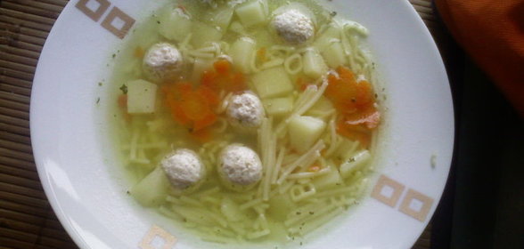 Суп с куриными фрикадельками
