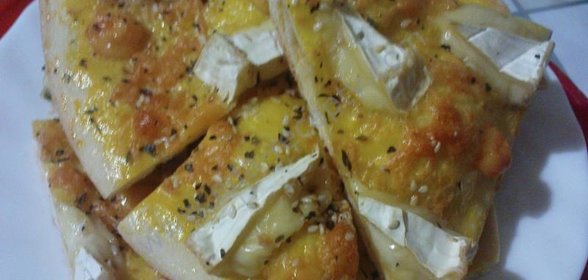 Тонкая фокачча с сыром