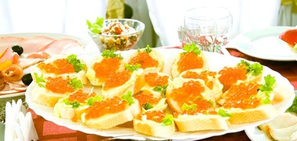 Канапе с икрой